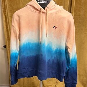 Tommy Hilfiger Women's Peach and Blue Gradient set.